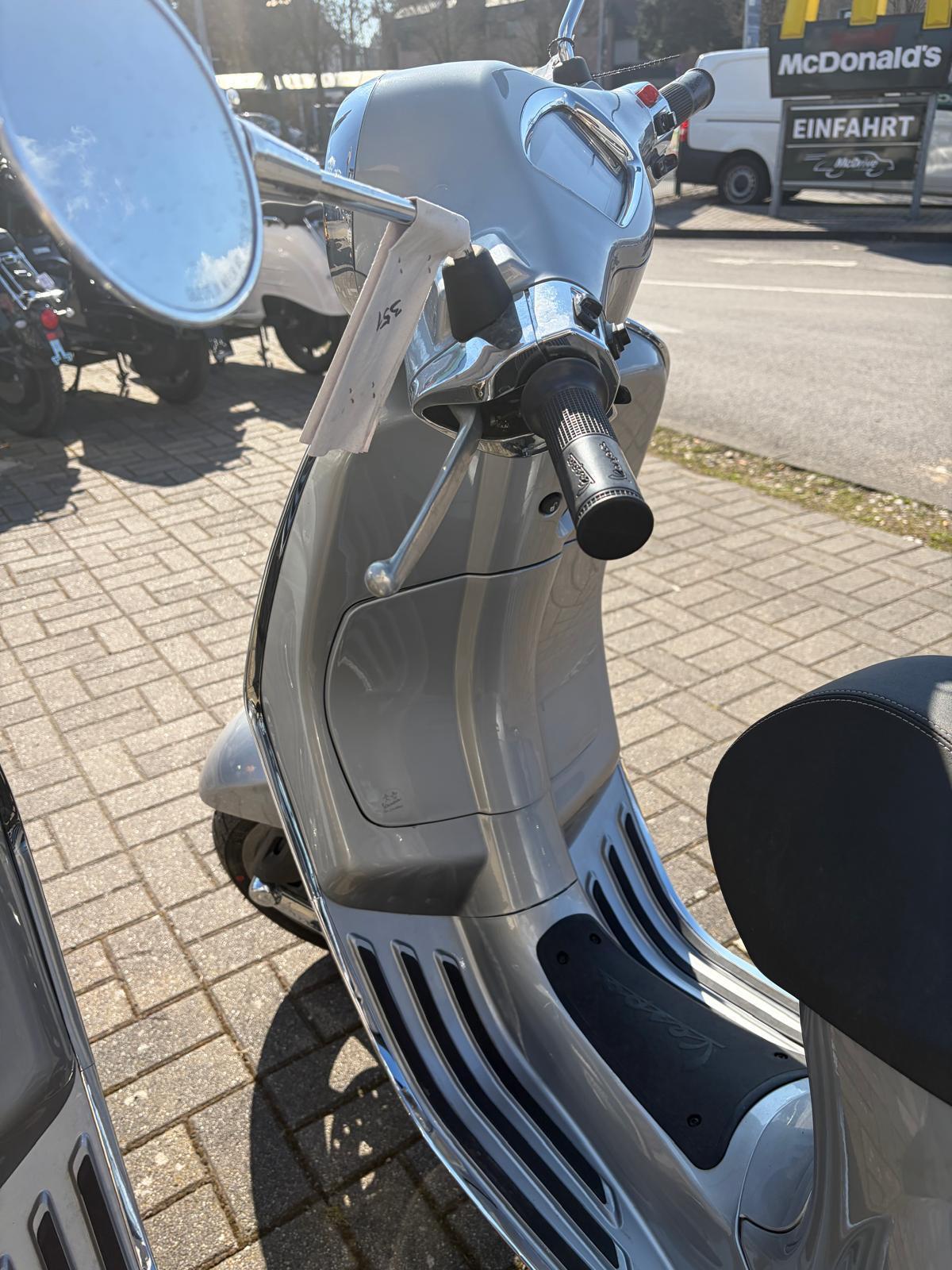 Fahrzeug-Bild 13