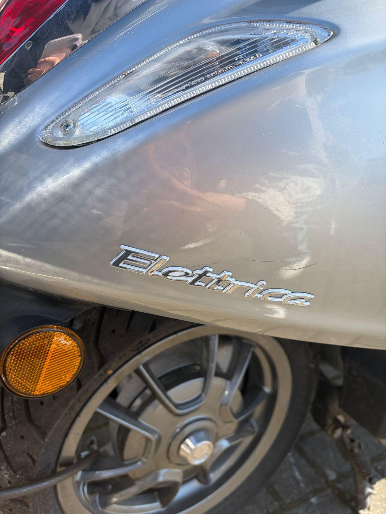 Fahrzeug-Bild 6