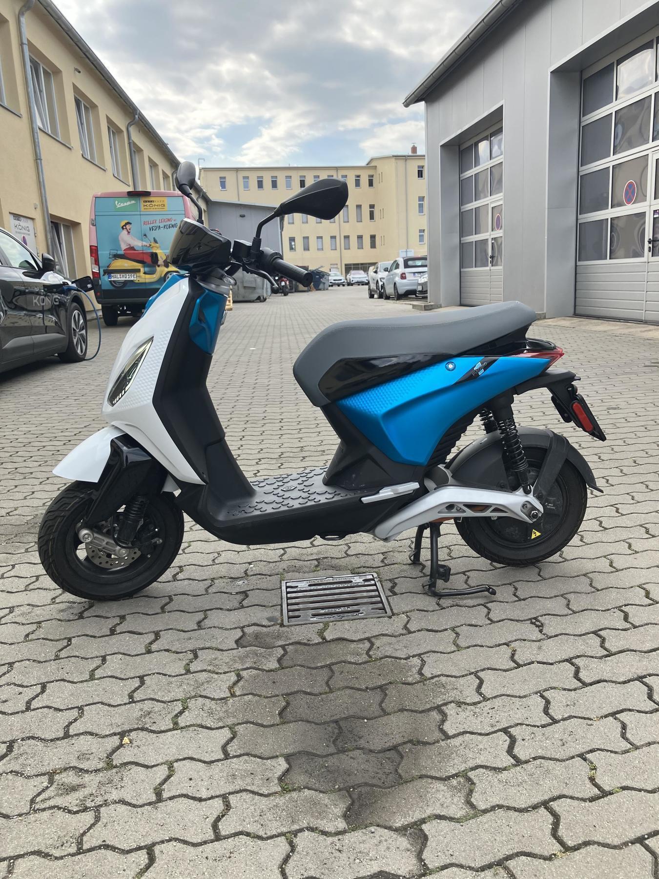 Fahrzeug-Bild 2