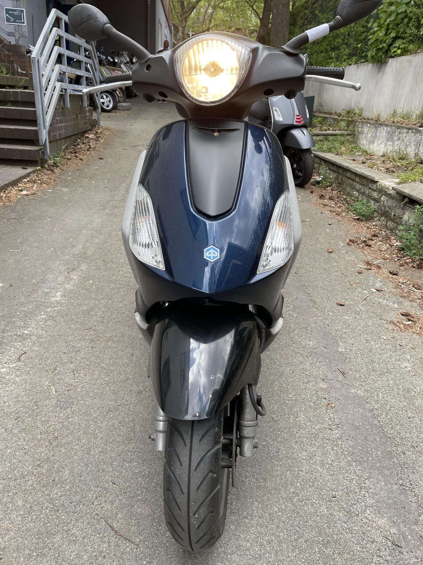 Fahrzeug-Bild 3