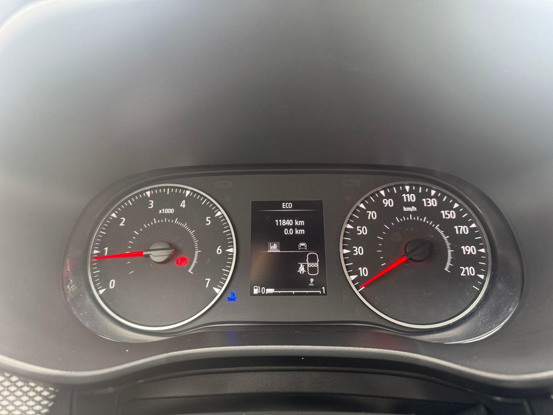 Fahrzeug-Bild 13