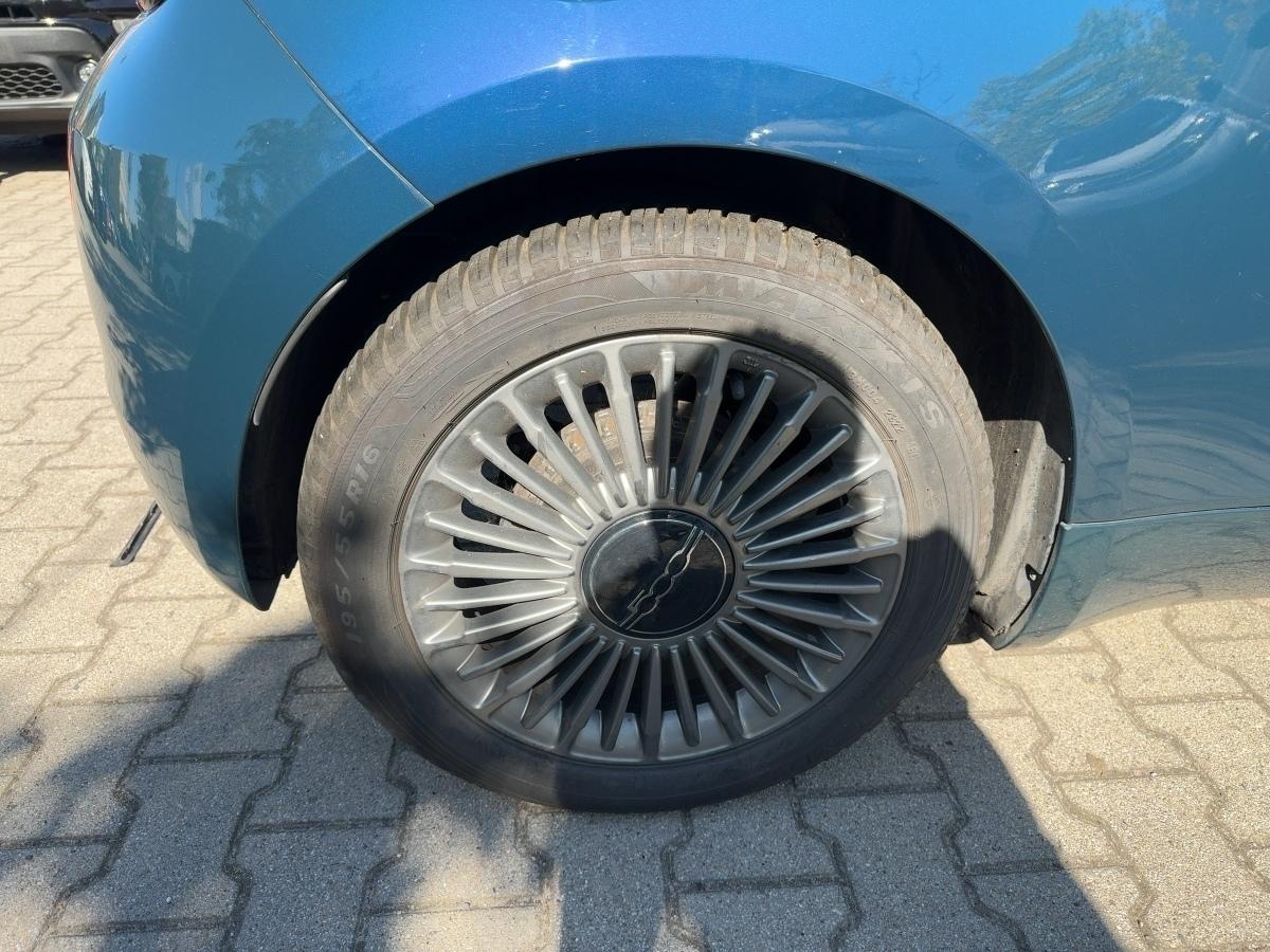 Fahrzeug-Bild 6