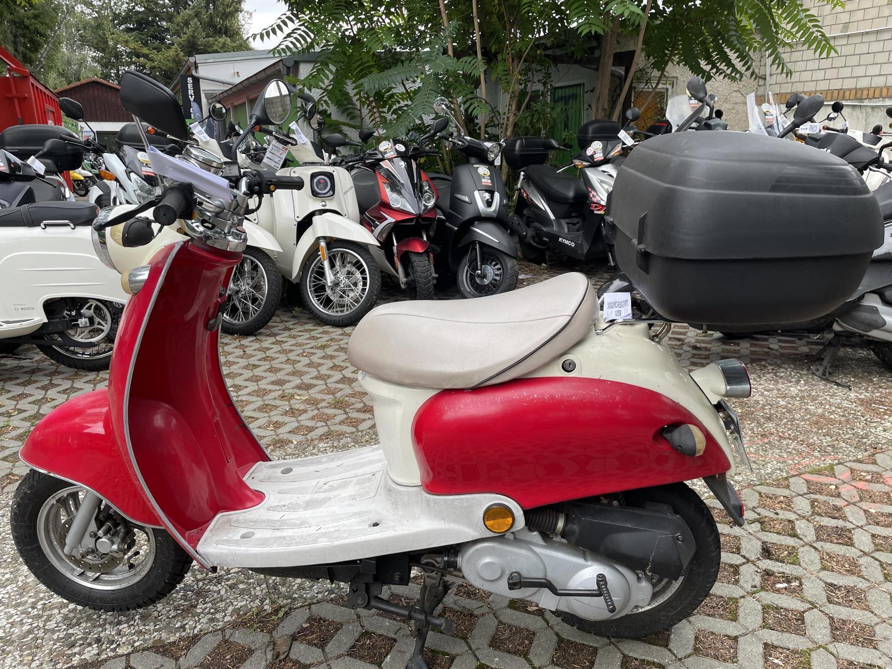 Gebrauchte Roller Von Privatnull