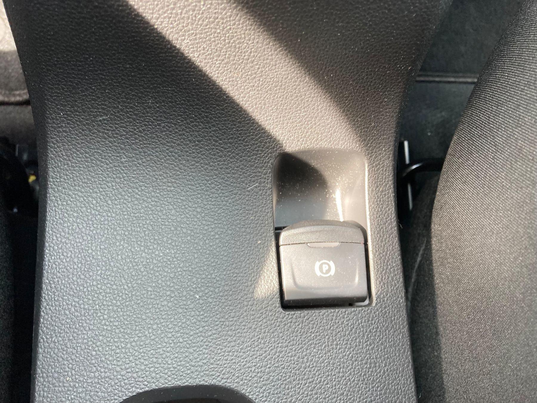 Fahrzeug-Bild 18