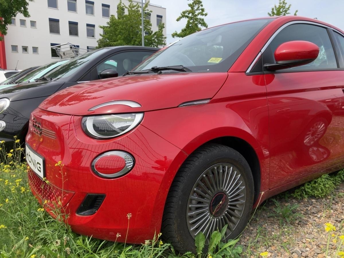 Fiat 500e *LIMITED EDITION RED*