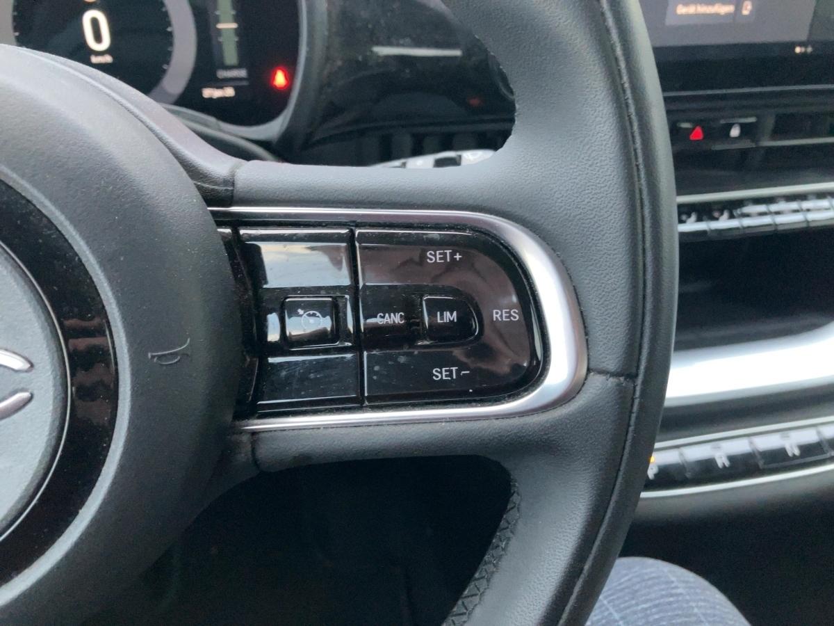 Fahrzeug-Bild 13