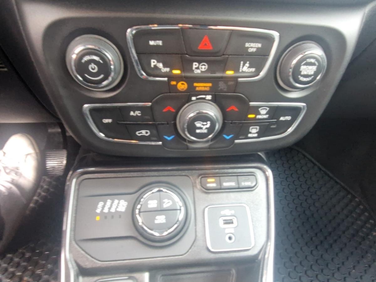 Fahrzeug-Bild 9