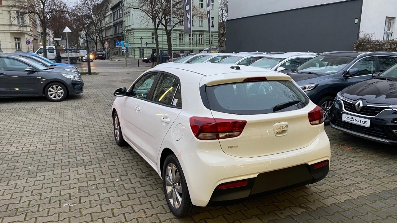 Fahrzeug-Bild 2