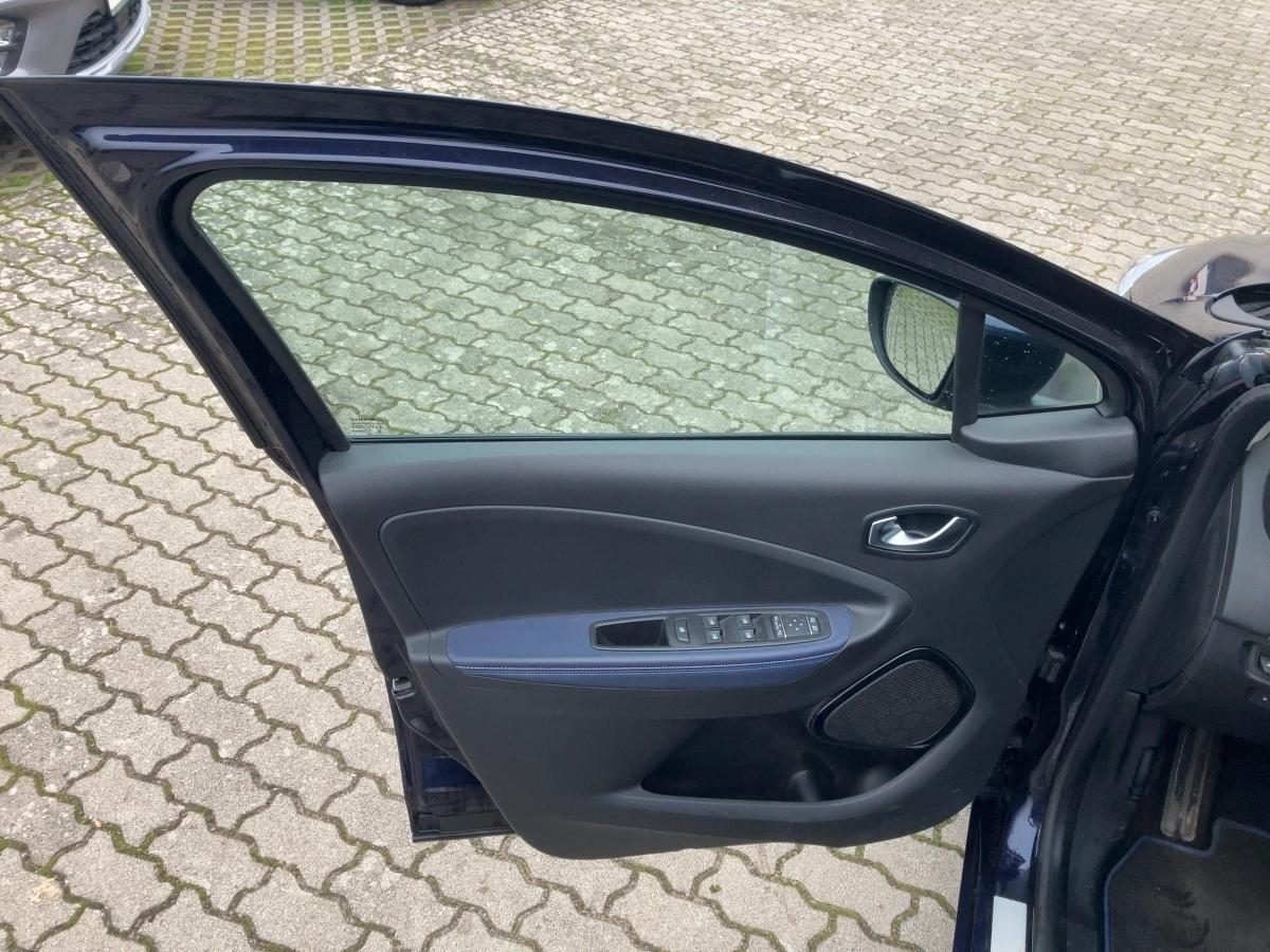 Fahrzeug-Bild 12