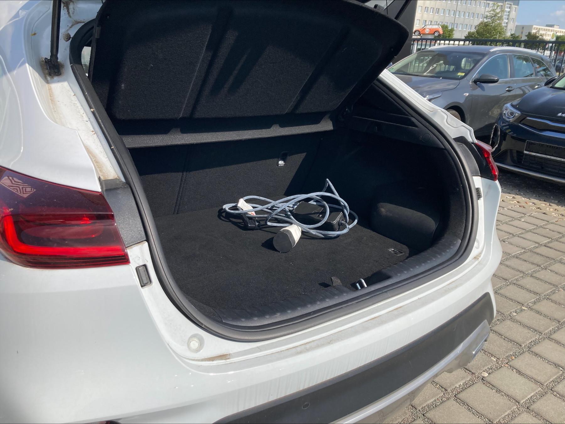 Fahrzeug-Bild 13