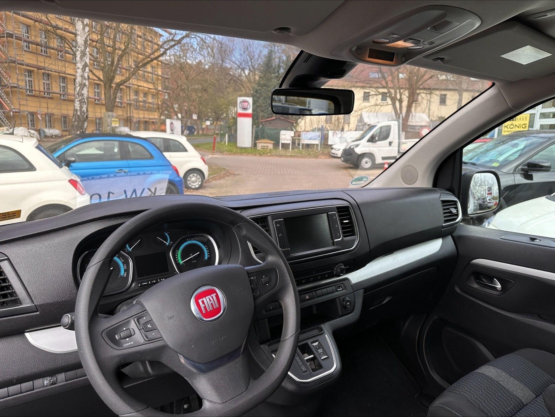 Fahrzeug-Bild 11