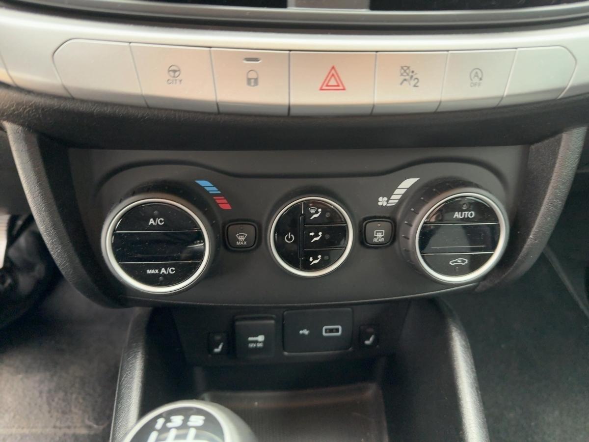 Fahrzeug-Bild 14