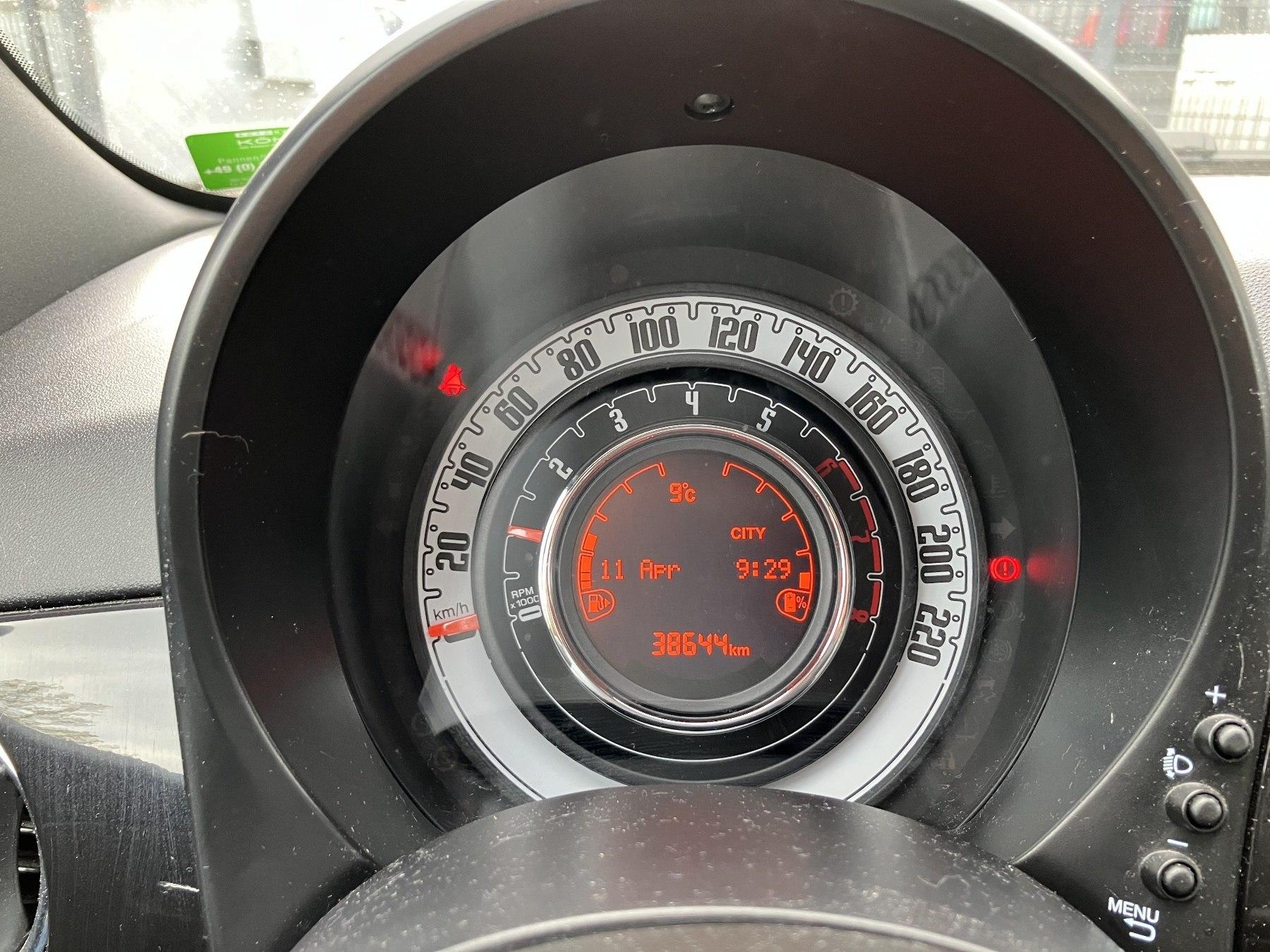 Fahrzeug-Bild 12