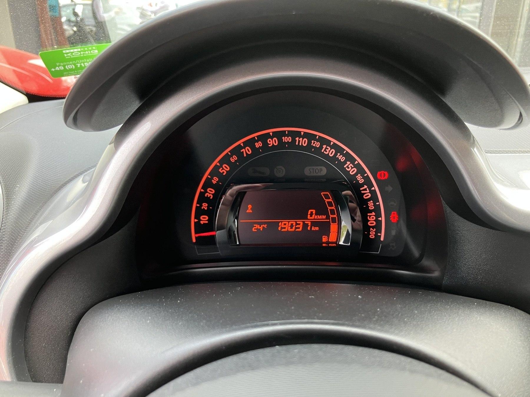 Fahrzeug-Bild 12