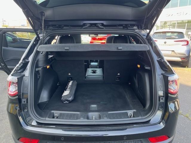 Fahrzeug-Bild 11