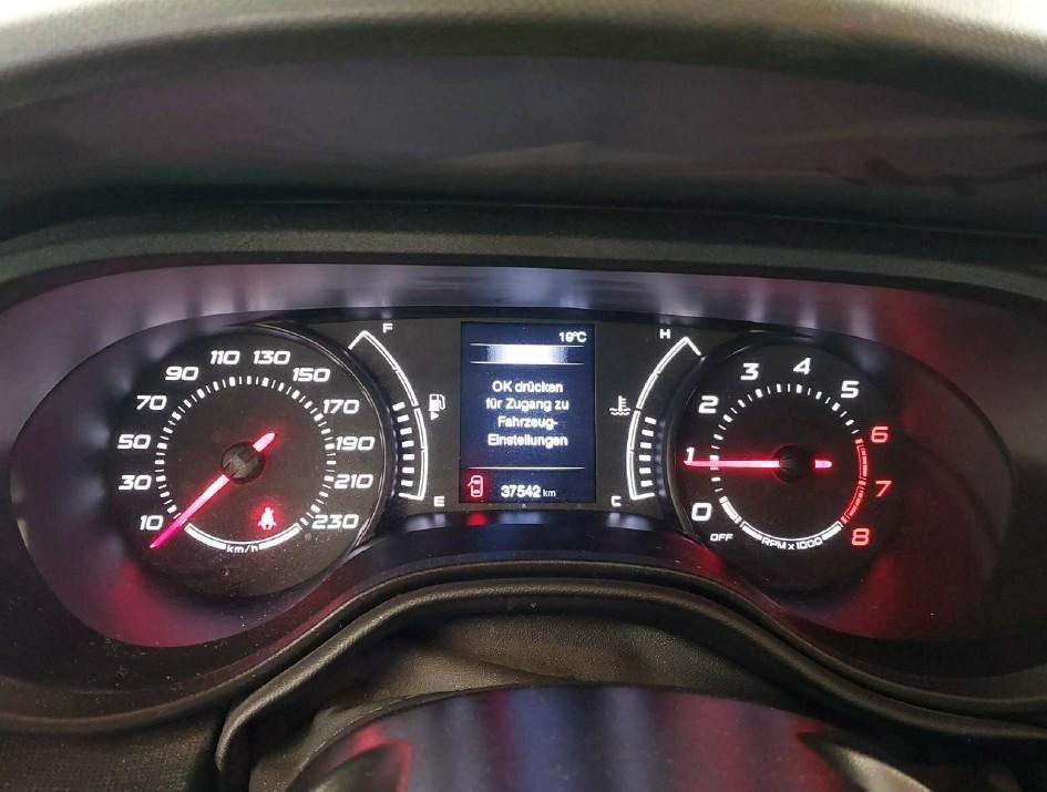 Fahrzeug-Bild 4