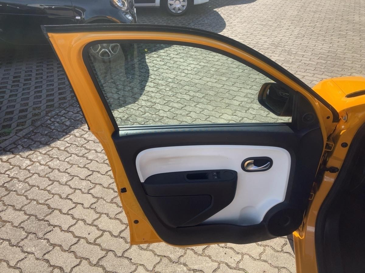 Fahrzeug-Bild 13