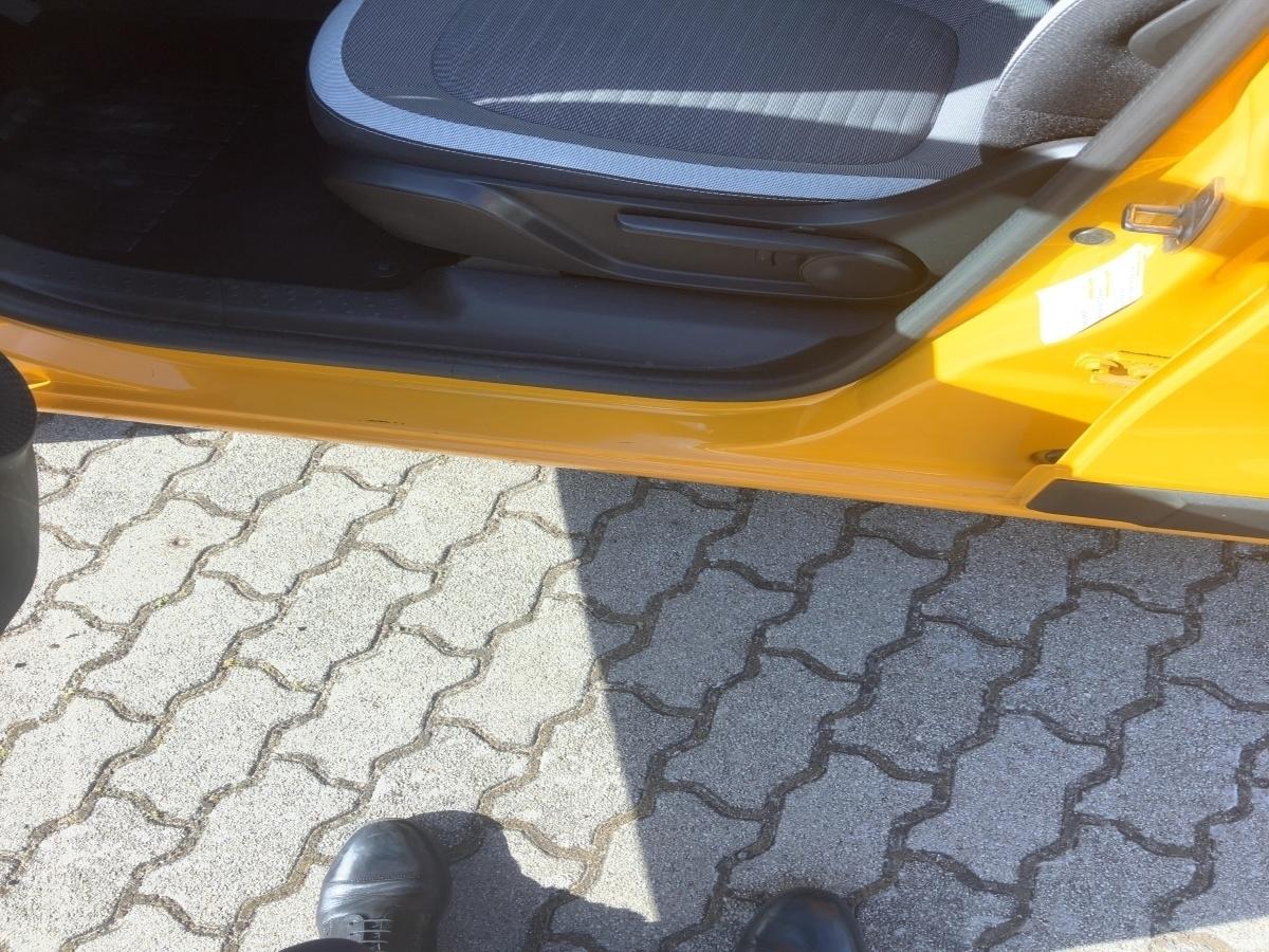Fahrzeug-Bild 2