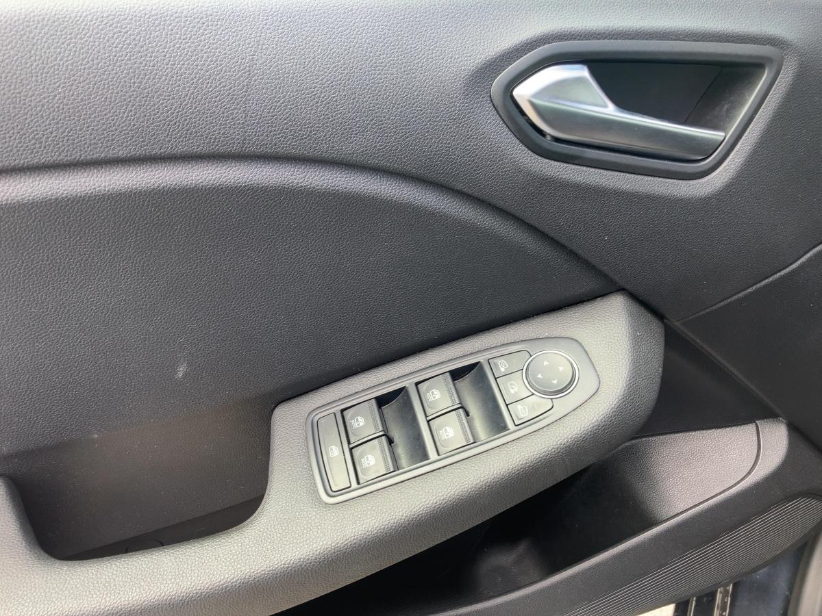 Fahrzeug-Bild 9