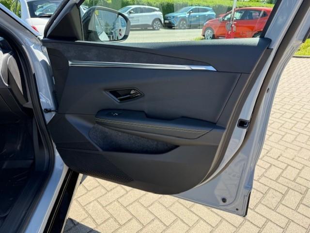 Fahrzeug-Bild 9