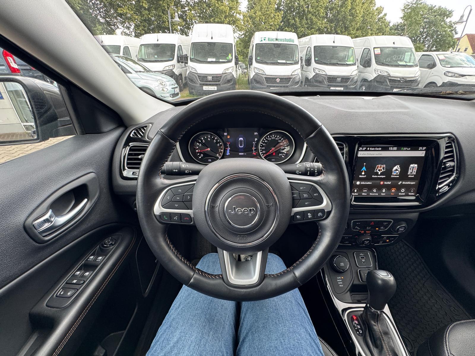 Fahrzeug-Bild 15