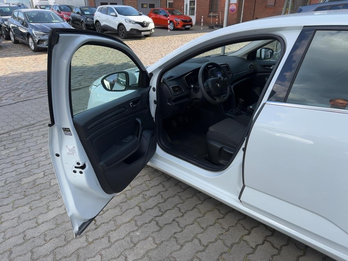 Fahrzeug-Bild 12