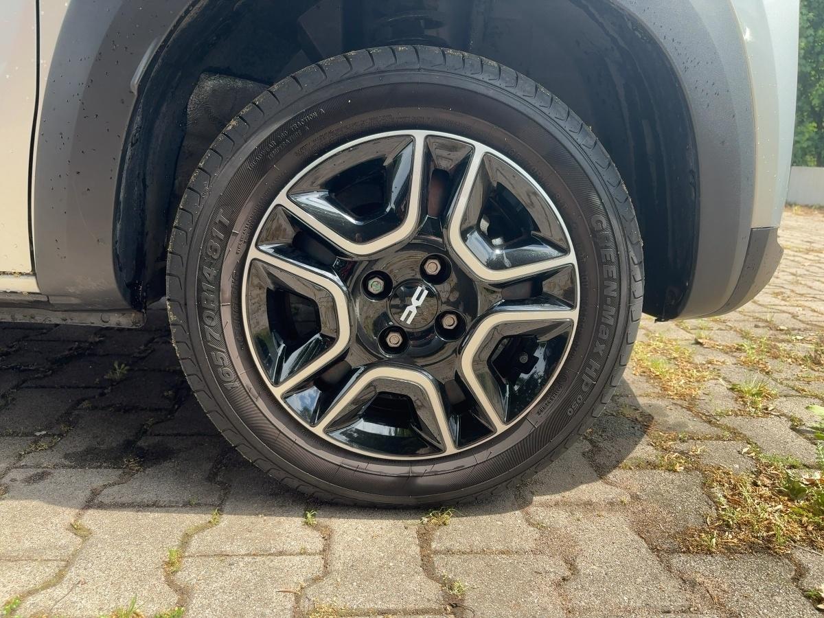 Fahrzeug-Bild 6