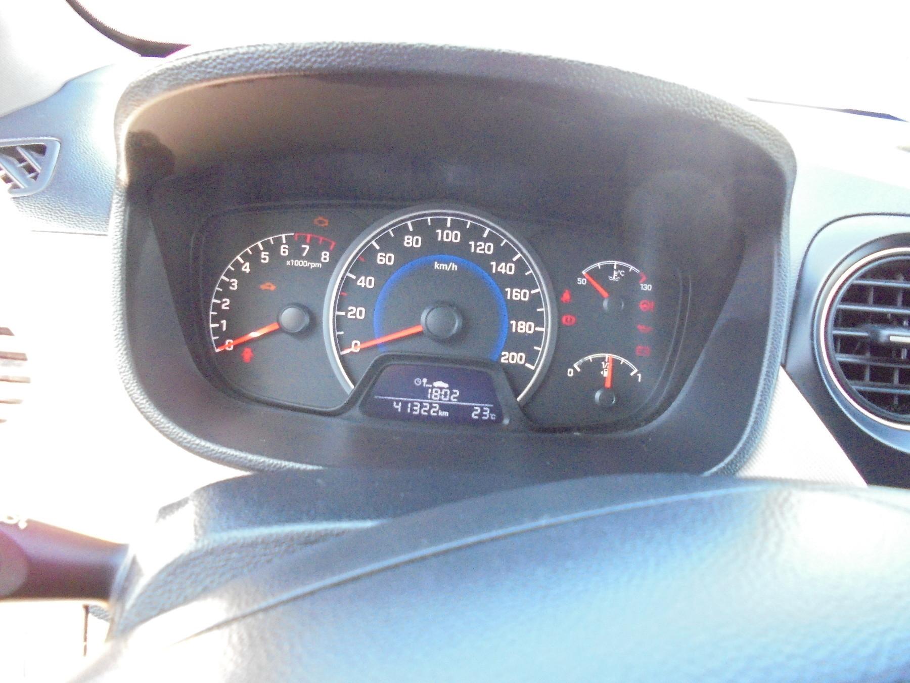 Fahrzeug-Bild 13