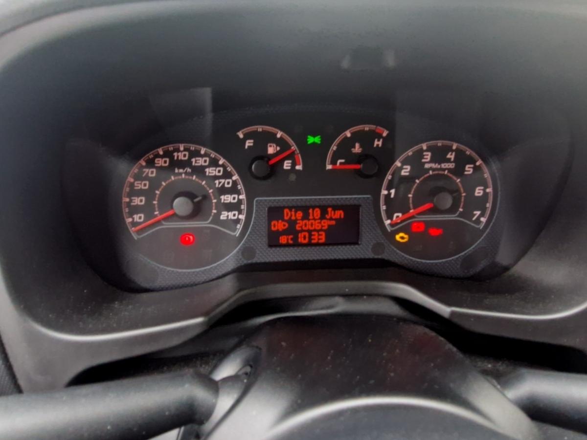Fahrzeug-Bild 9