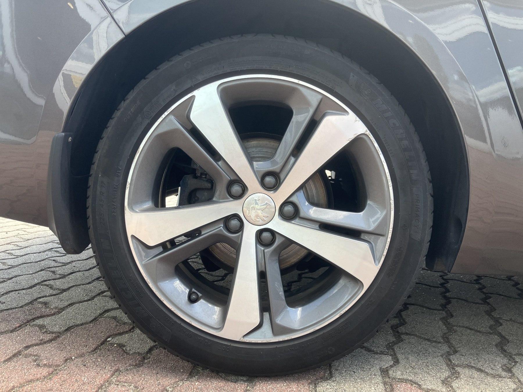 Fahrzeug-Bild 5