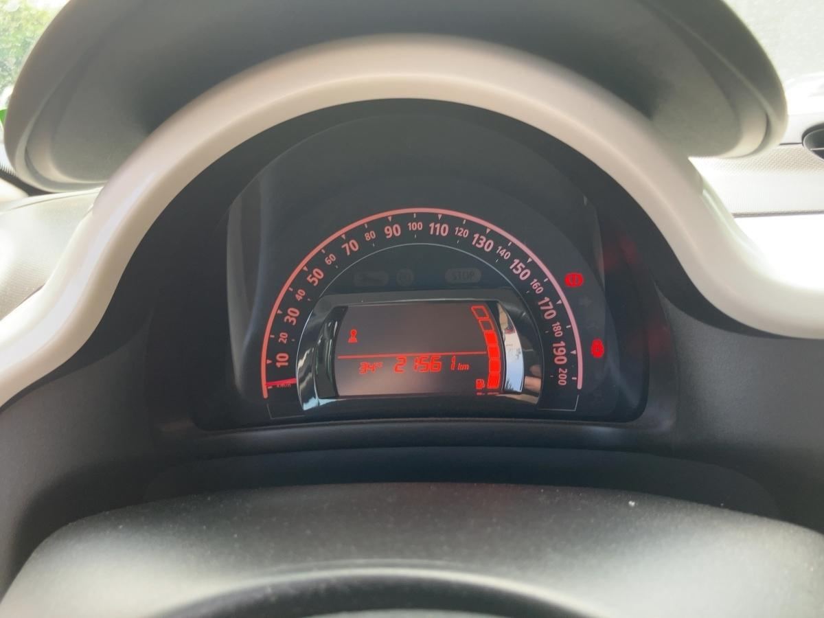 Fahrzeug-Bild 12