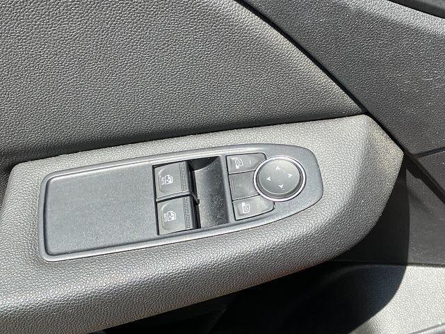 Fahrzeug-Bild 9