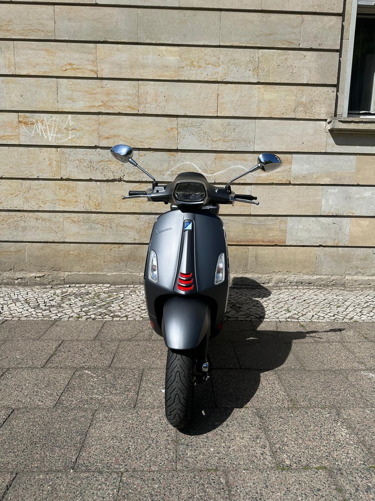 Vespa Sprint S 50 Topcase Diebstahlsicherung
