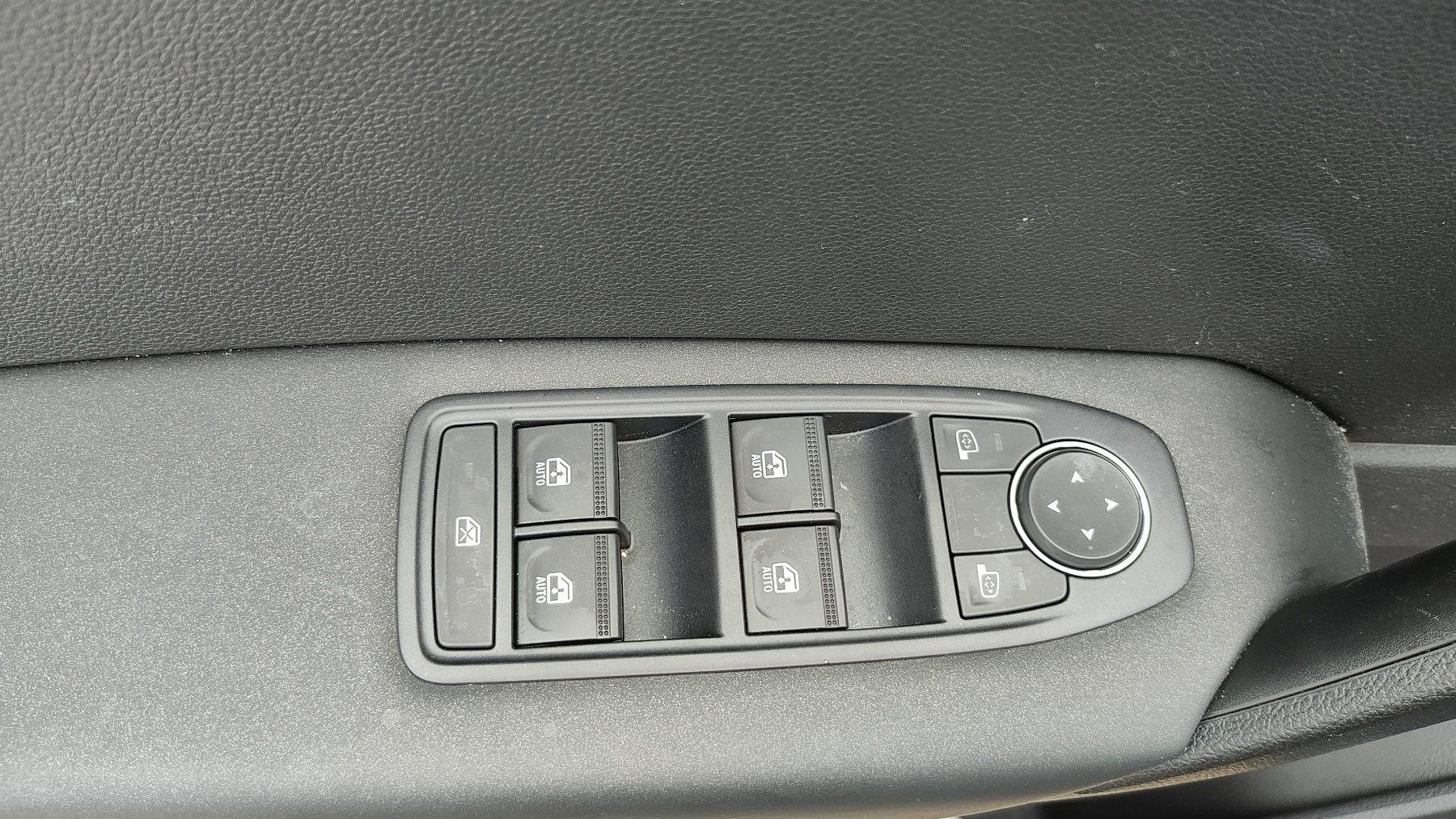 Fahrzeug-Bild 9