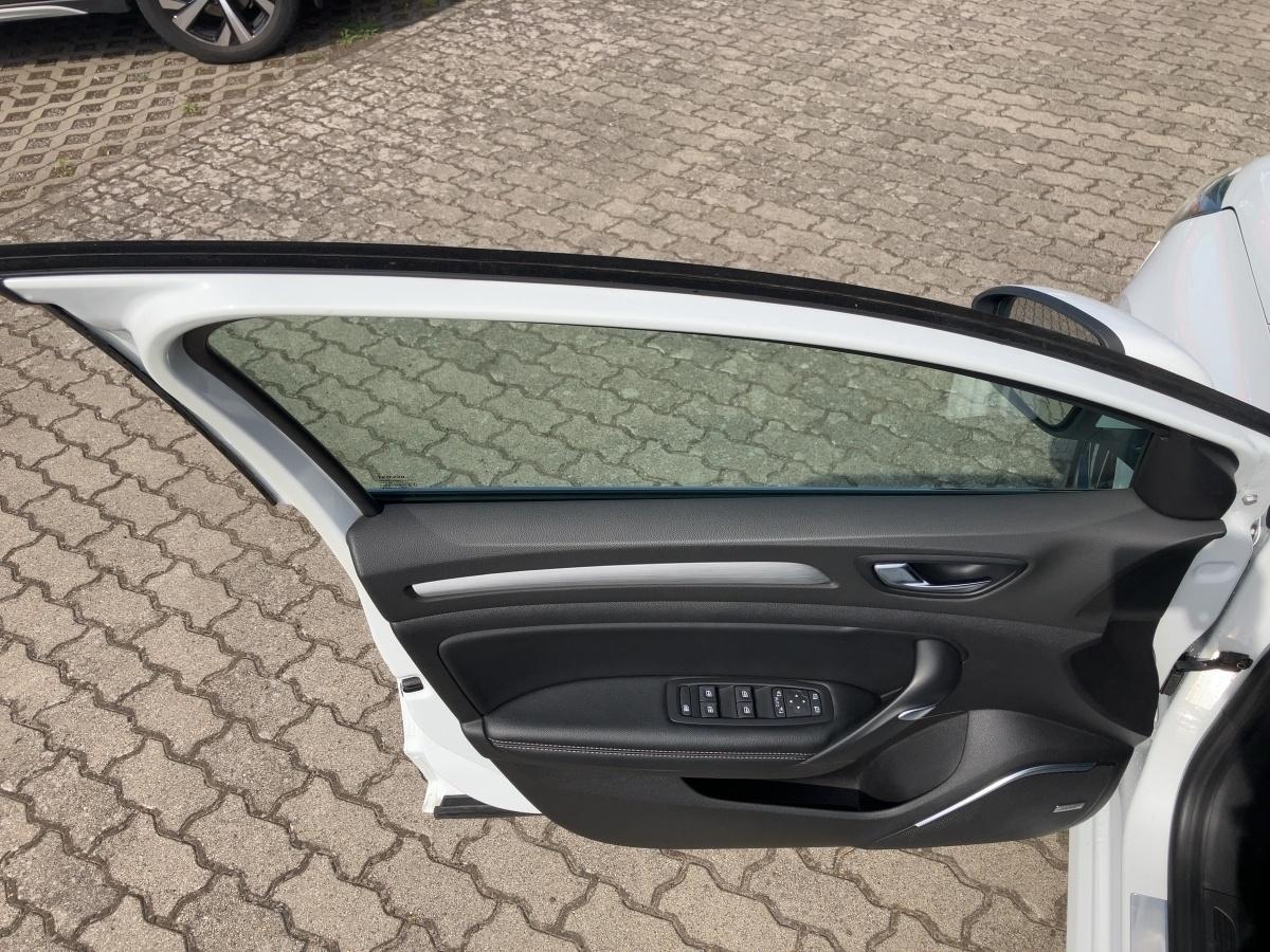 Fahrzeug-Bild 12