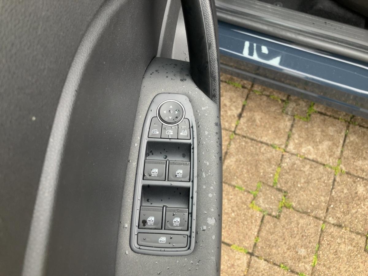 Fahrzeug-Bild 11