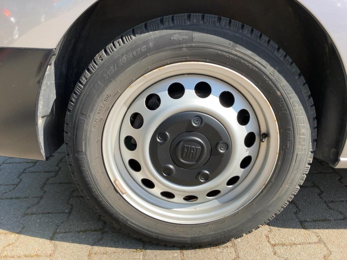 Fahrzeug-Bild 6