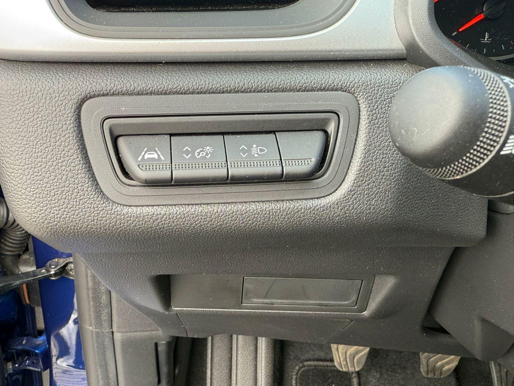 Fahrzeug-Bild 13
