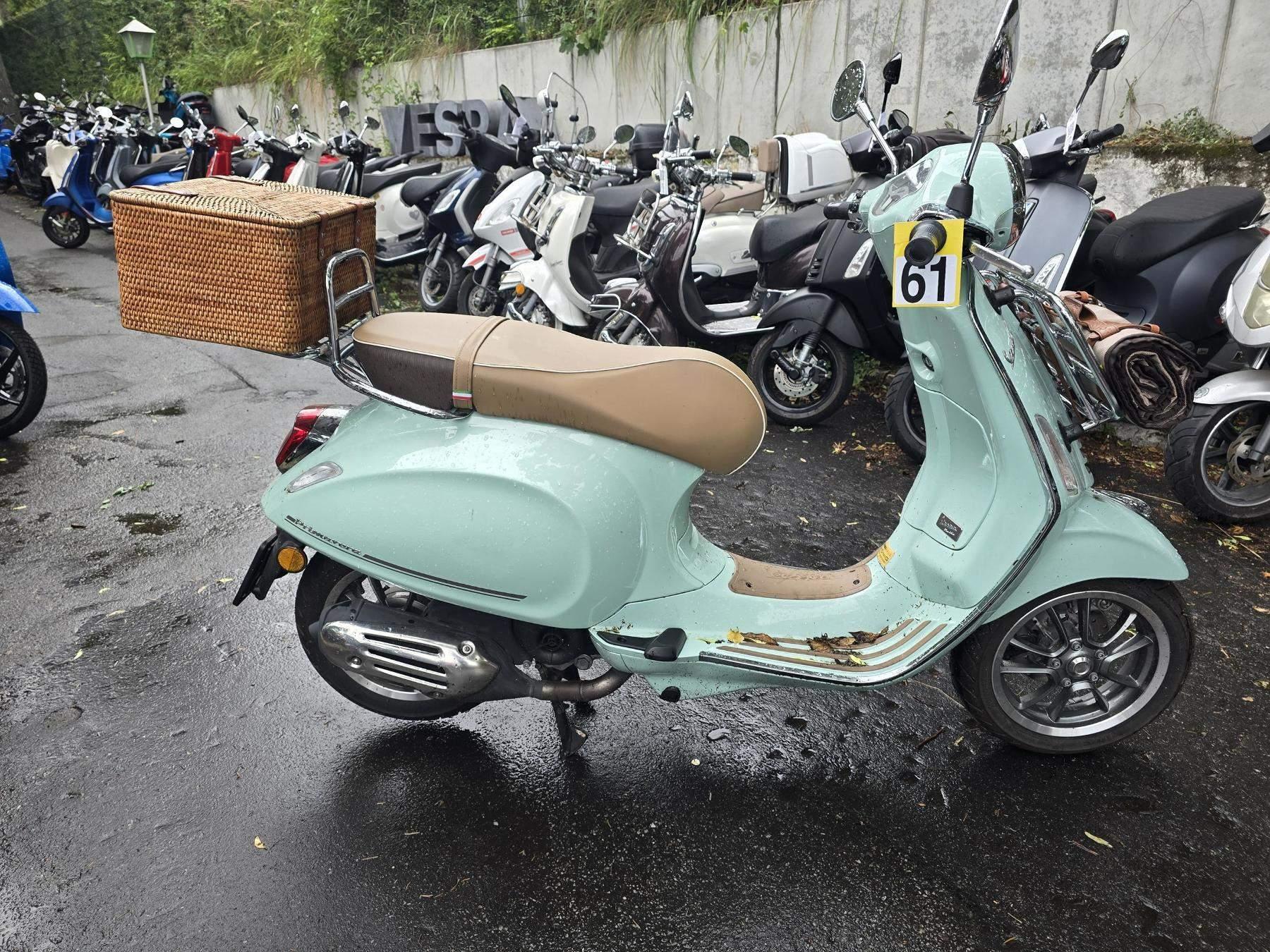 Vespa Primavera Pic Nic 50  