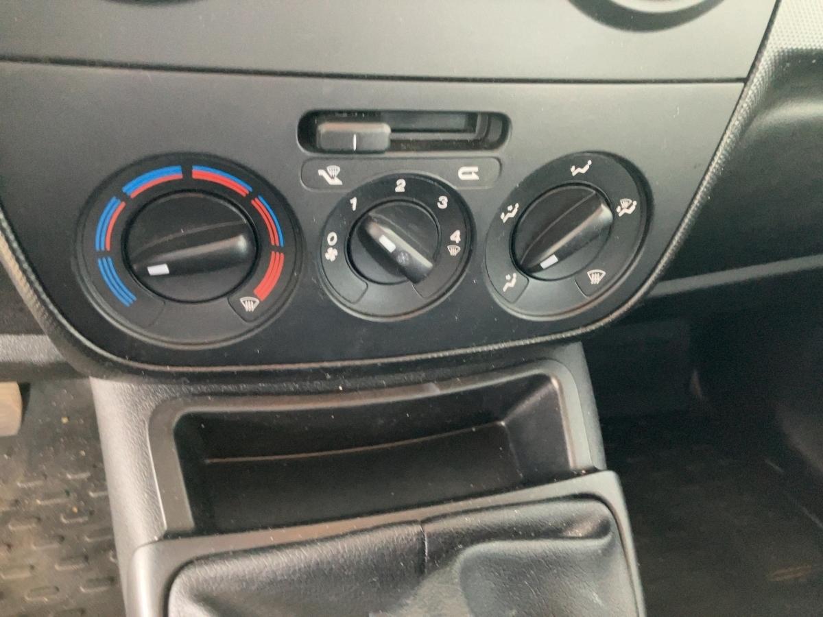 Fahrzeug-Bild 11