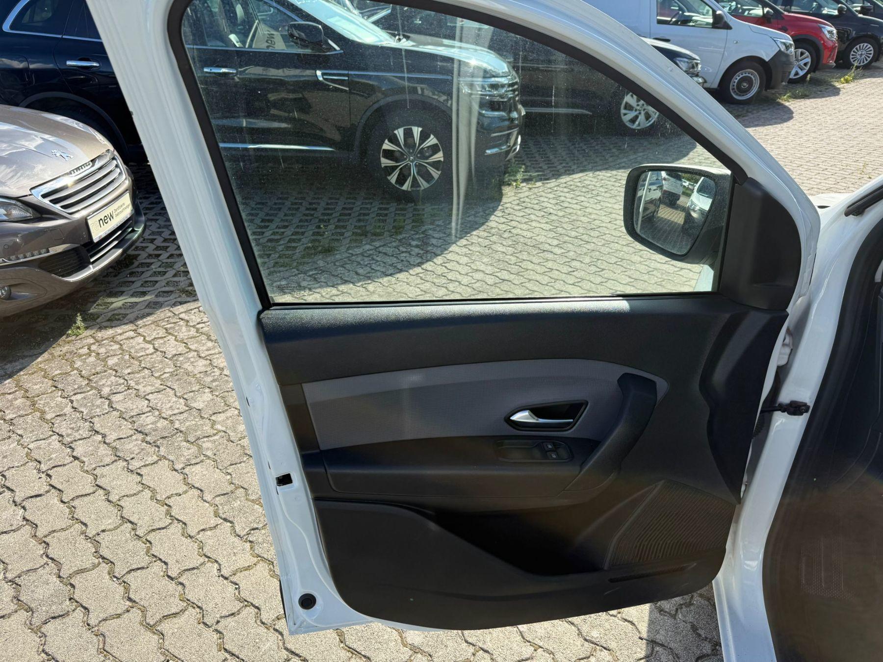Fahrzeug-Bild 19