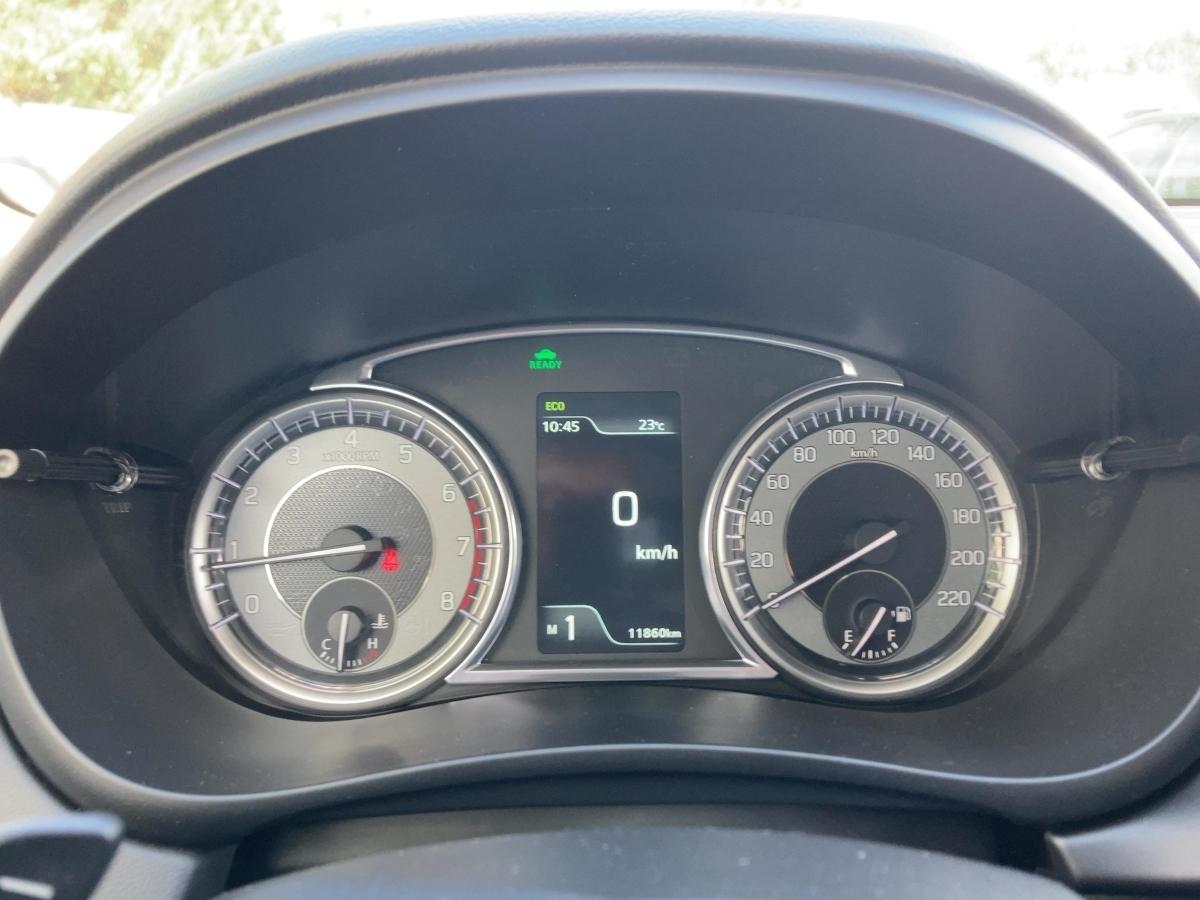Fahrzeug-Bild 11