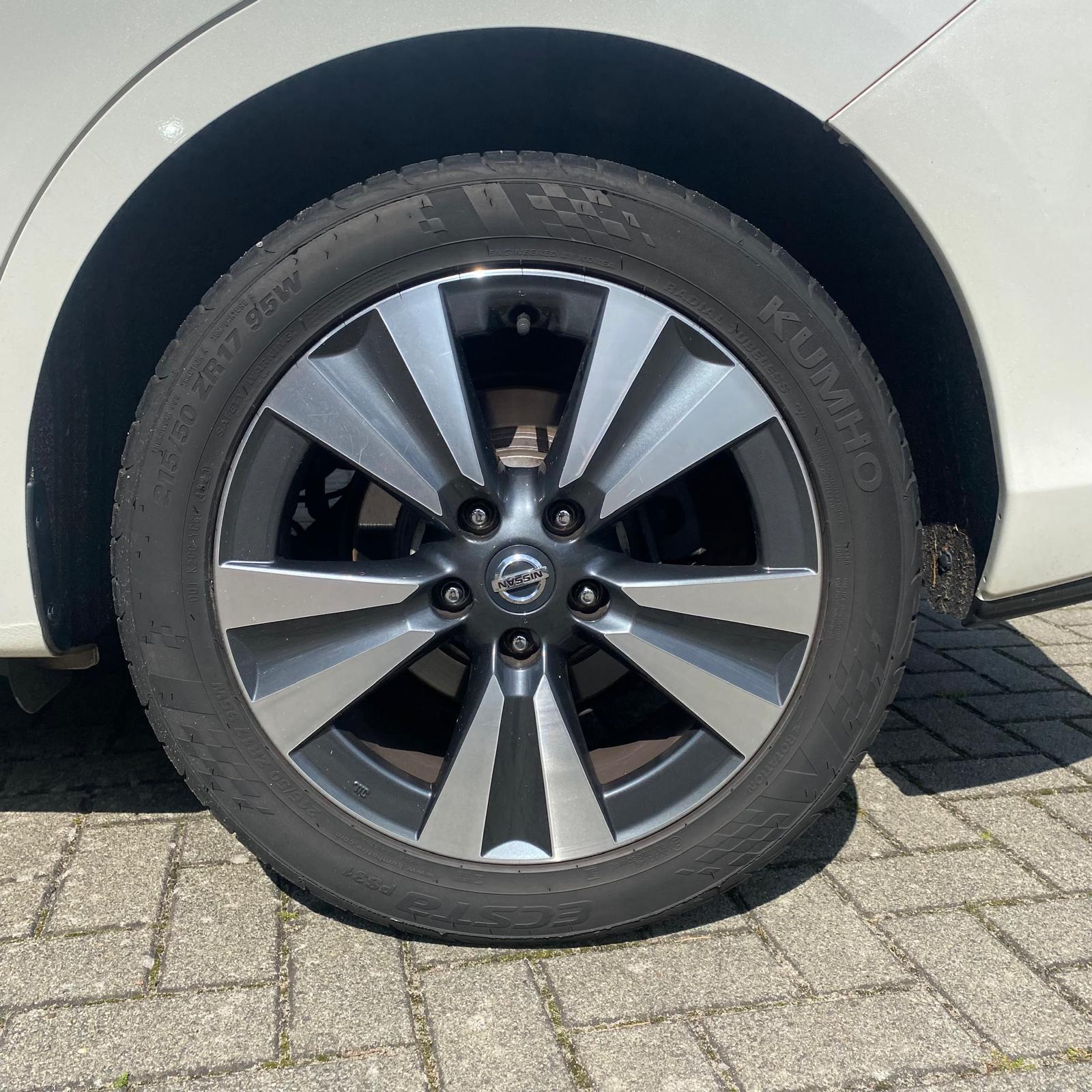 Fahrzeug-Bild 9