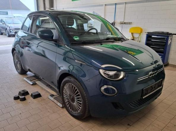 Fiat 500e Action 23,8kw Klima*PDC*190km Reichweite