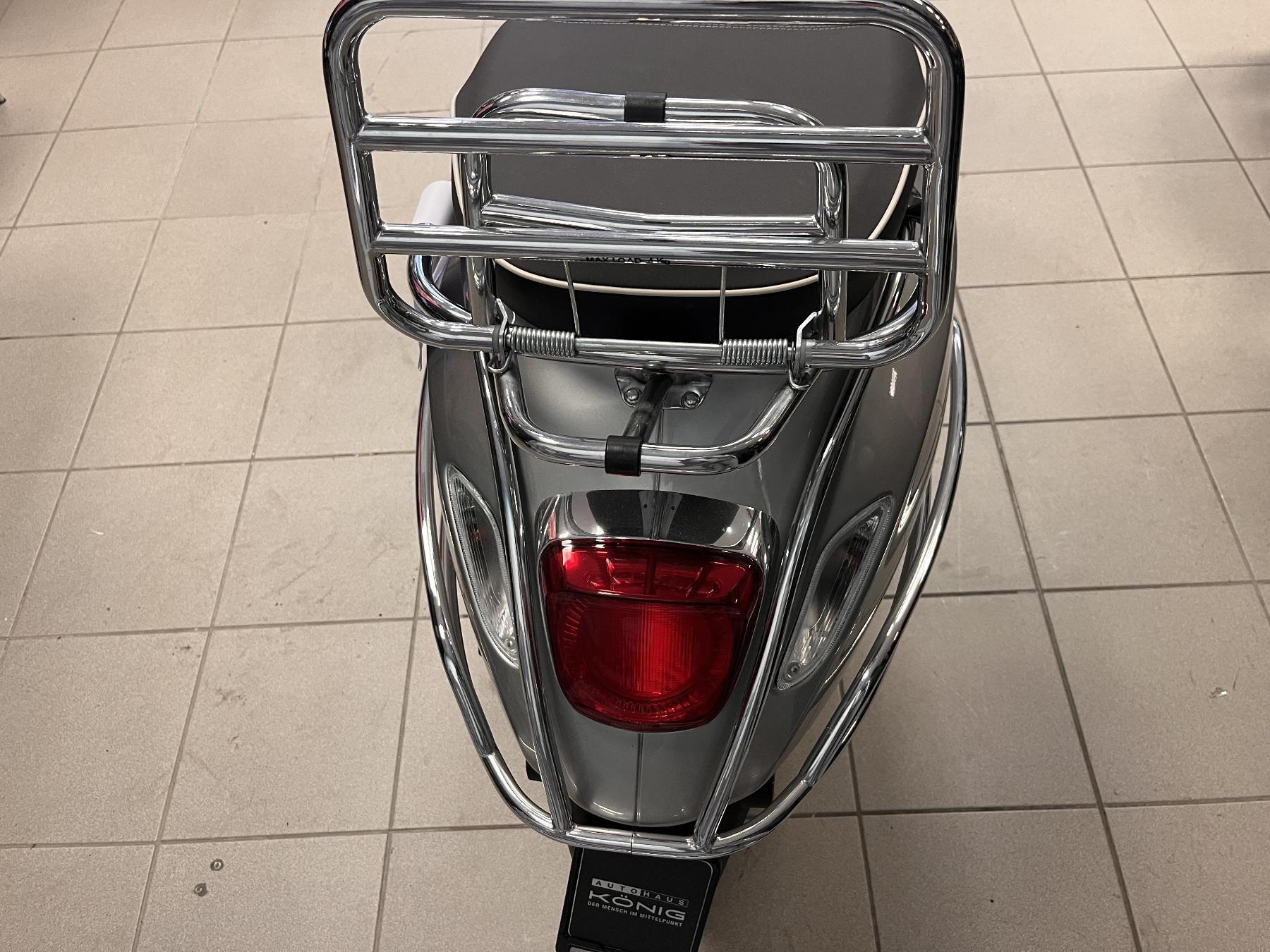Fahrzeug-Bild 11