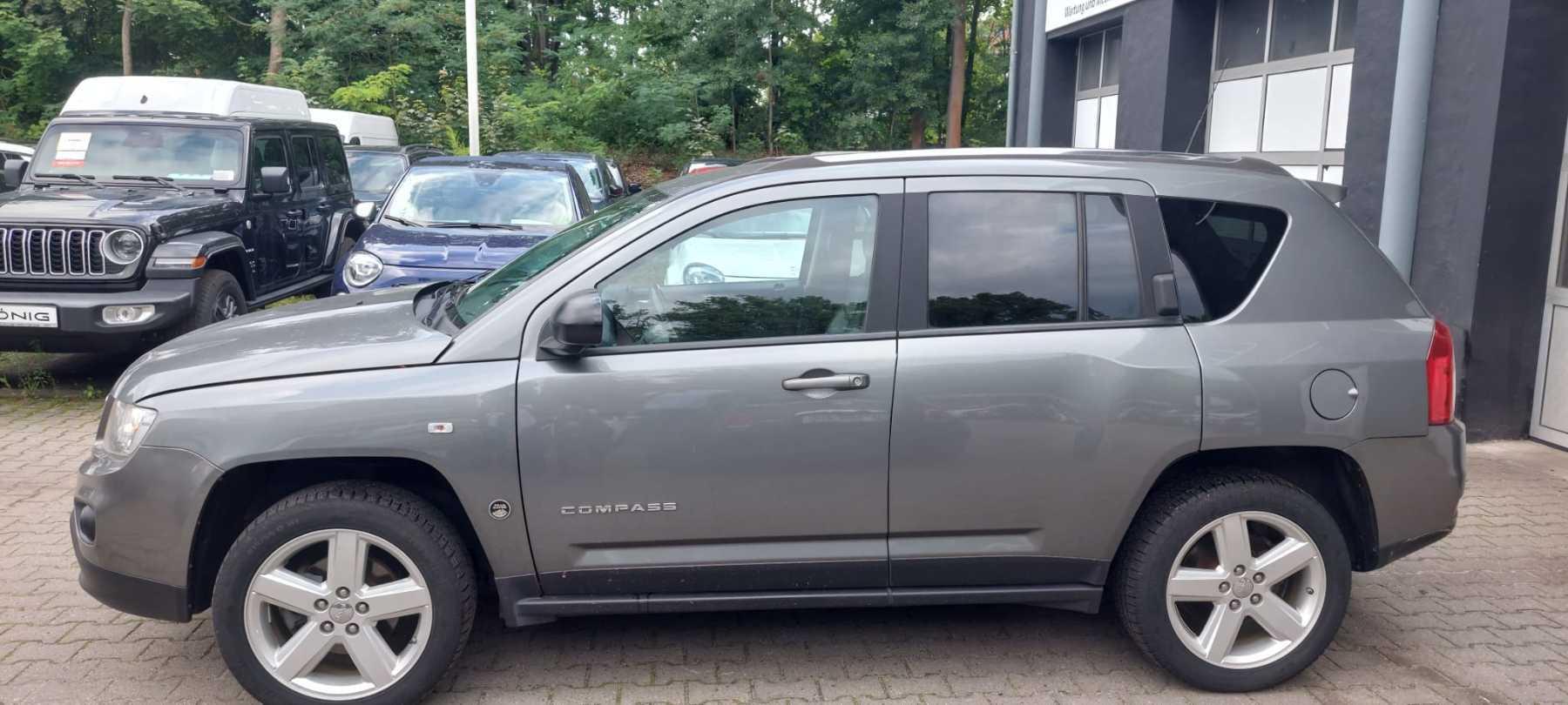 Fahrzeug-Bild 2