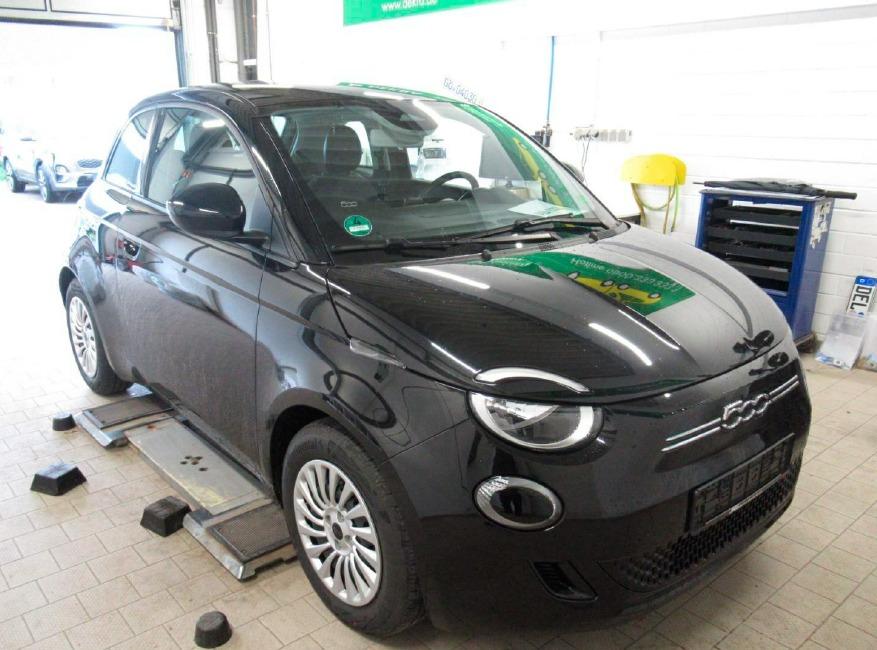 Fiat 500e Action 95PS 23.8KWh