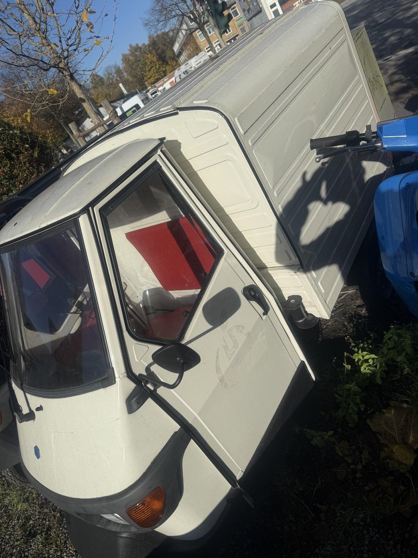 Piaggio APE 50 KASTEN Weiss