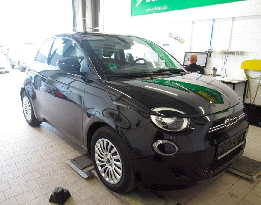 Fiat 500e Action 95PS 23.8KWh
