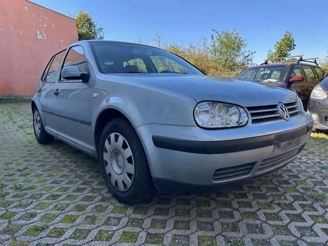 VW Volkwagen Golf